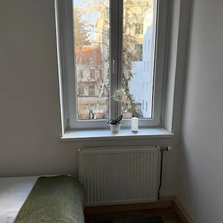 Schoene 3-Br Wohnung 1 Minute Zur U-Bahn Vienna Exterior photo