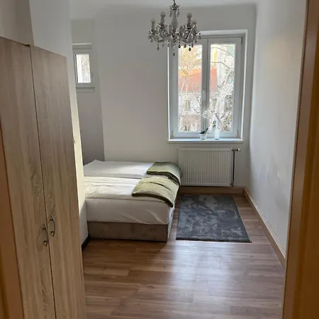 Schoene 3-Br Wohnung 1 Minute Zur U-Bahn Vienna Exterior photo